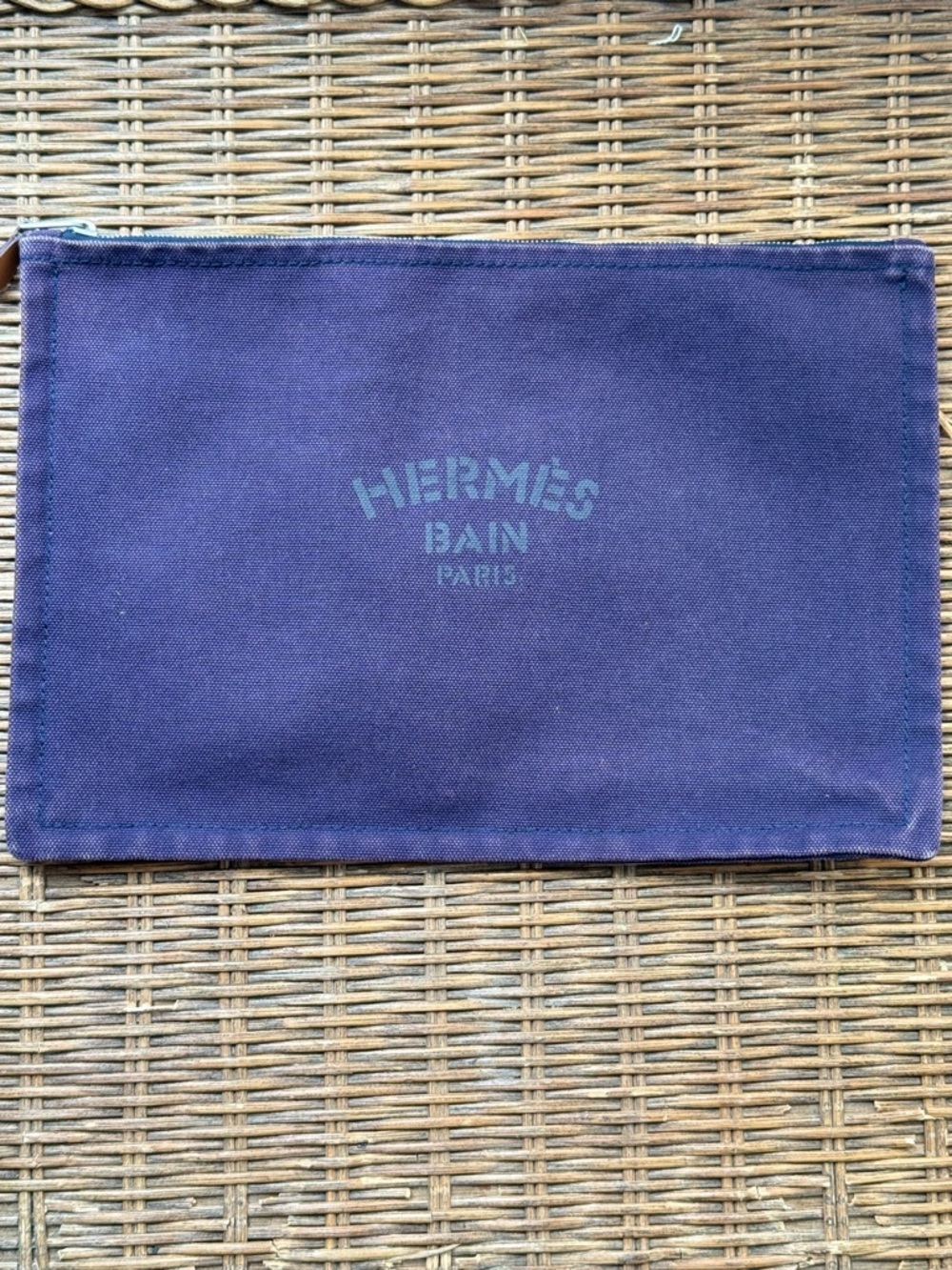 Bearn Canvas Pouch in Dark Purple